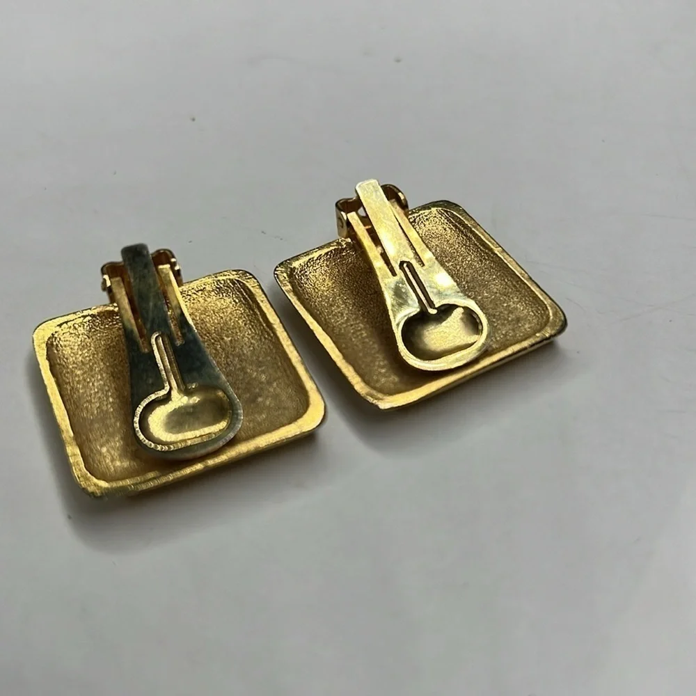 1” Square Goldtone Red Cream Enamel Clip Earrings